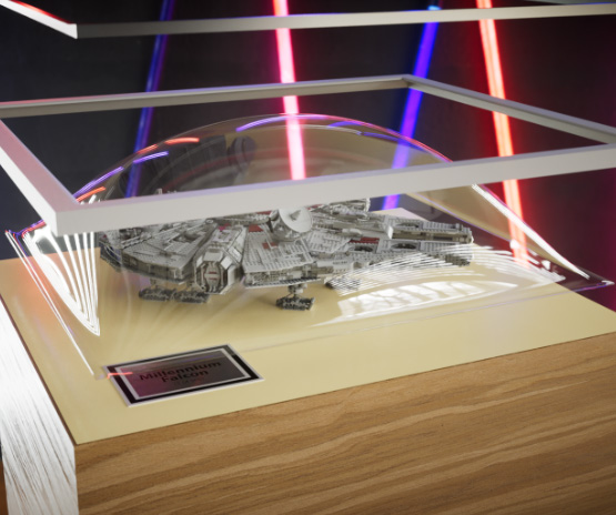 BoolsAndCo_Falcon_Lego_Build_Thumbnail_2